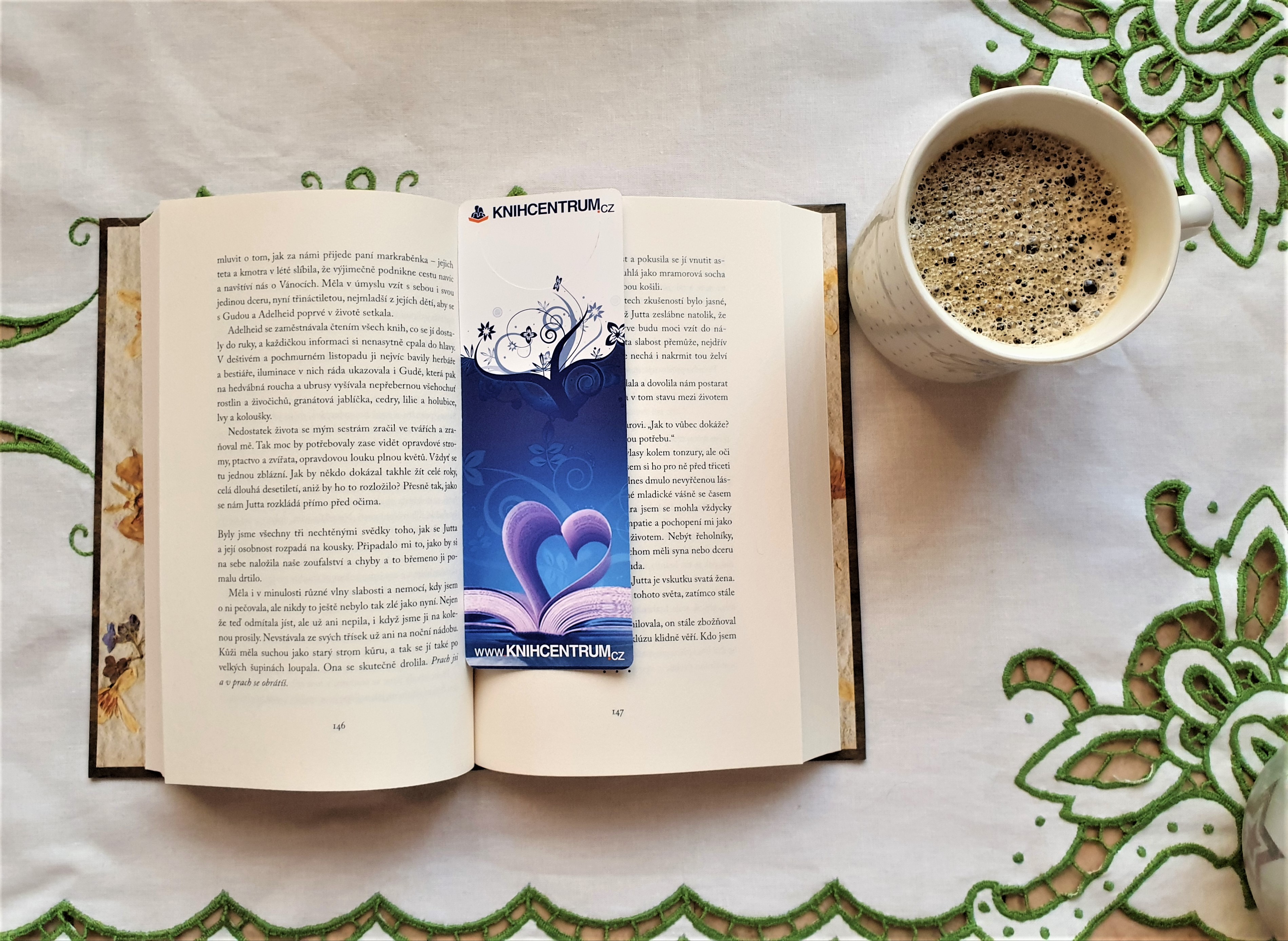 Iluminace - kniha z nabídky KNIHCENTRUM.CZ